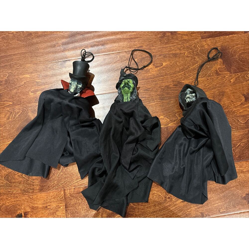 3 VTG HALLOWEEN The Paper Magic Group Hanging Witch Skeleton Vampire 1999